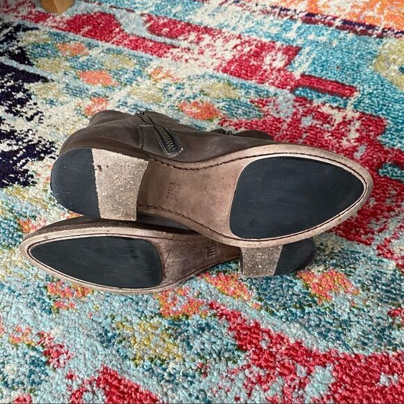 Frye Brooke Leather Short Ankle Boots Booties - Picture 8 of 8
